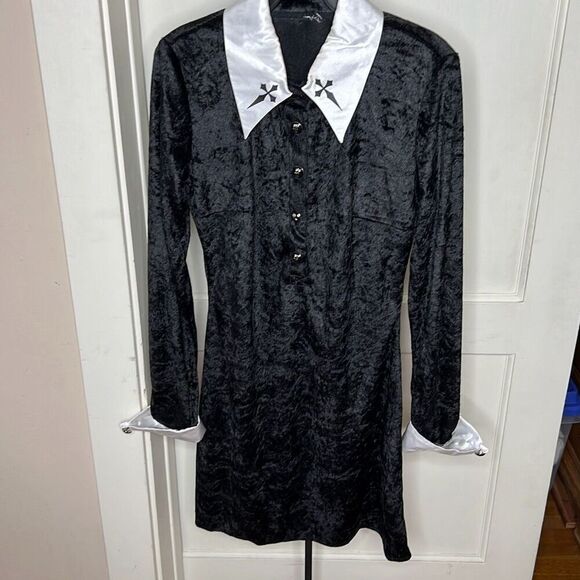 Dreamgirl Addams Family Wednesday Velvet Halloween Costume Goth Cosplay Small Nw - Picture 1 of 5